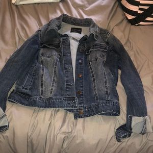 Cropped jean jacket